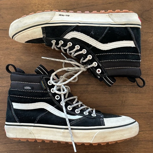 Vans Sk8-Hi MTE Black White High Top Boots Men’s 9 / Women’s 10.5 Cold Weather - Picture 1 of 7